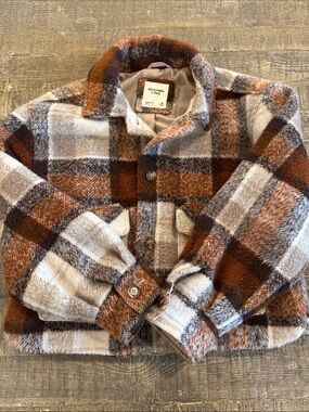 Abercrombie & Fitch Plaid Sherpa Shacket - Brown & Cream